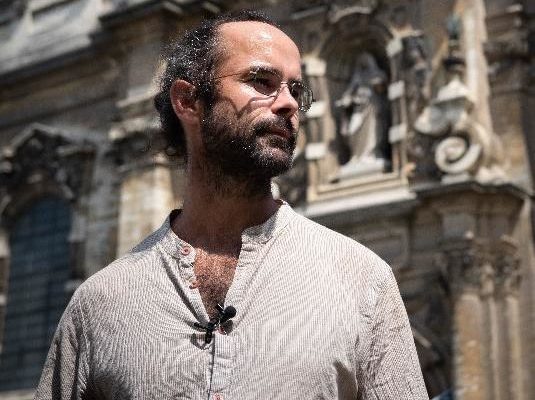 Trois questions à… Cédric Herrou : “Des combats pour la dignité humaine”