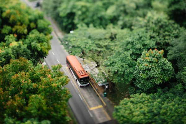 En route vers une transition climatique juste et sociale dans le transport et le métal