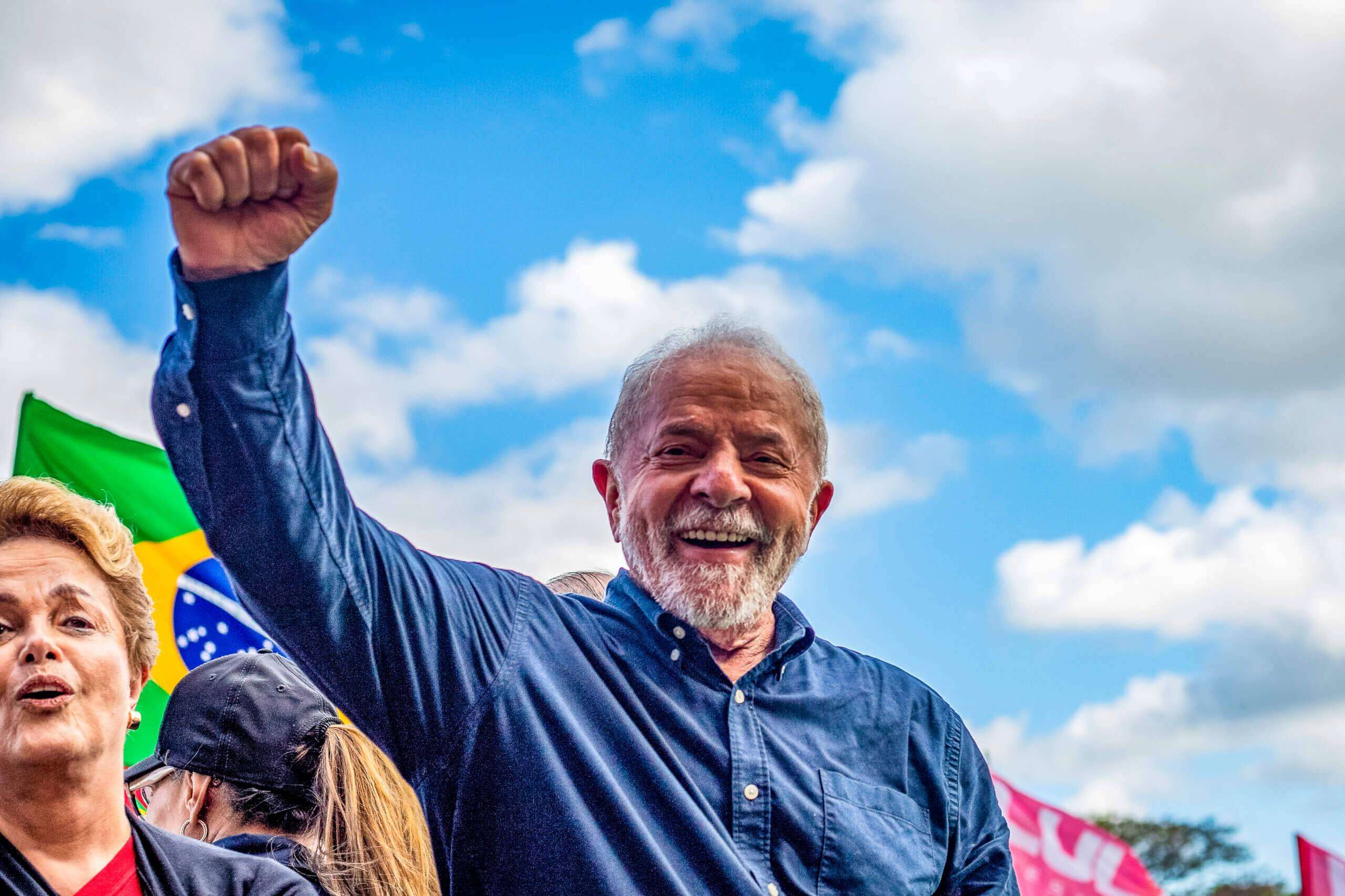 Brésil : un syndicaliste (re)prend les rênes du pays